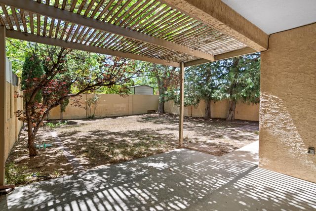 9520 Bent Road NE, Albuquerque, NM 87109
