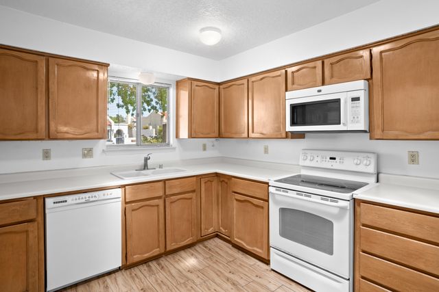 9520 Bent Road NE, Albuquerque, NM 87109