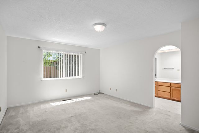 9520 Bent Road NE, Albuquerque, NM 87109
