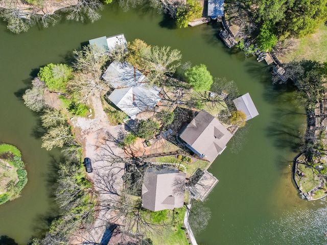 1332 S Lakeside Drive, Burnet, TX 78611