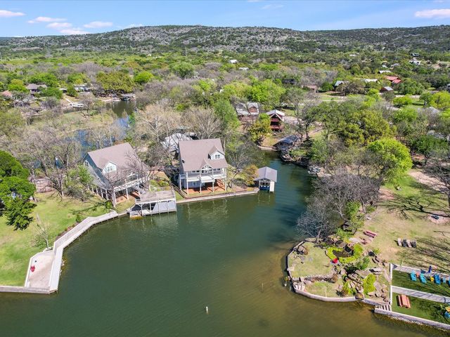 1332 S Lakeside Drive, Burnet, TX 78611