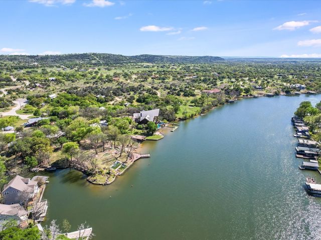1332 S Lakeside Drive, Burnet, TX 78611