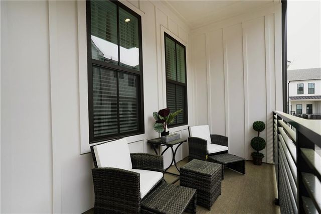 154 Chestnut Circle 80, Atlanta, GA 30342