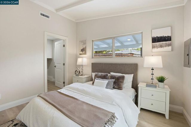 289 Sierra Dr, Walnut Creek, CA 94596