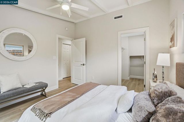 289 Sierra Dr, Walnut Creek, CA 94596