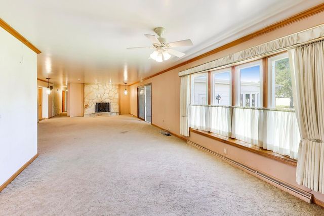 20 N Carbon Hill Road, Coal City, IL 60416