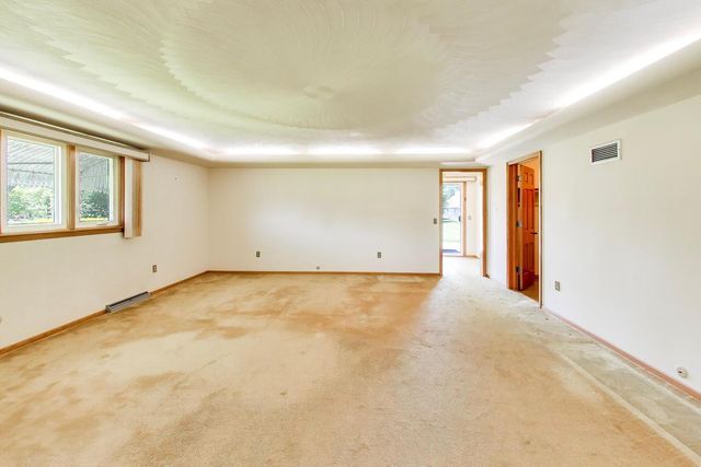 20 N Carbon Hill Road, Coal City, IL 60416