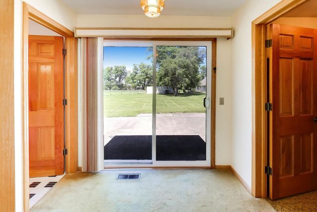 20 N Carbon Hill Road, Coal City, IL 60416