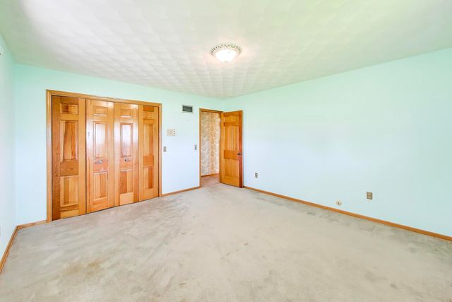 20 N Carbon Hill Road, Coal City, IL 60416