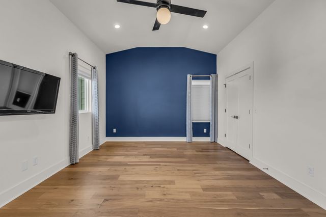 715 32nd Ave, N, Nashville, TN 37209