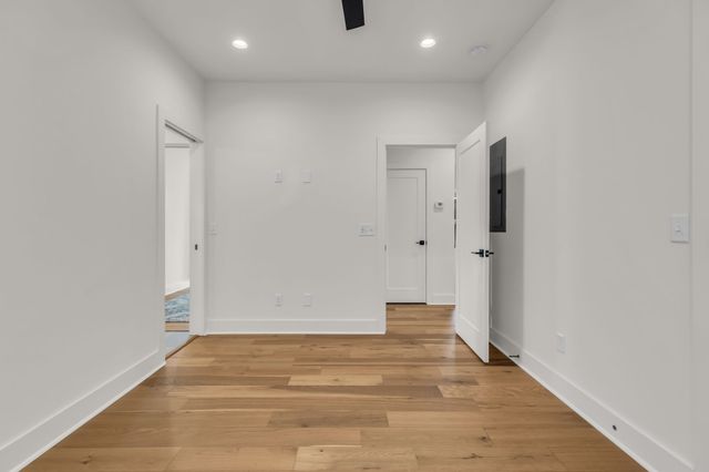 715 32nd Ave, N, Nashville, TN 37209