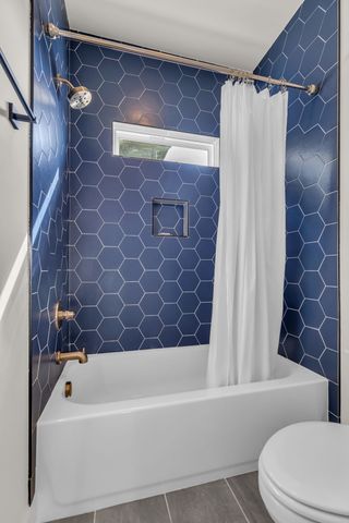 715 32nd Ave, N, Nashville, TN 37209