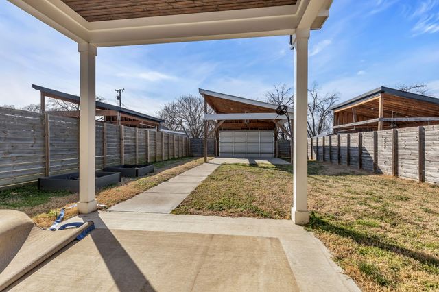 715 32nd Ave, N, Nashville, TN 37209