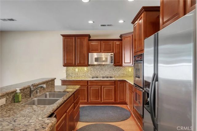 16135 Maricopa, Apple Valley, CA 92307