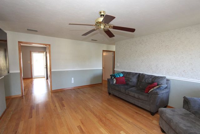 4274 Kensington Road, Tallahassee, FL 32303