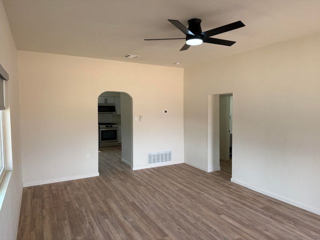 3745 San Isidro Street NW, Albuquerque, NM 87107