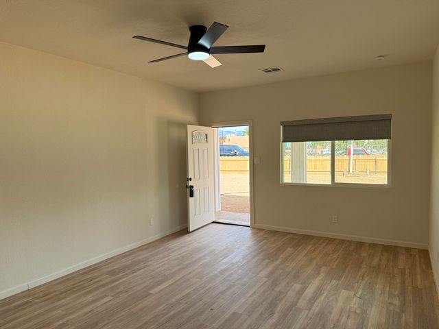 3745 San Isidro Street NW, Albuquerque, NM 87107
