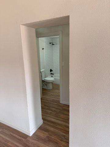 3745 San Isidro Street NW, Albuquerque, NM 87107