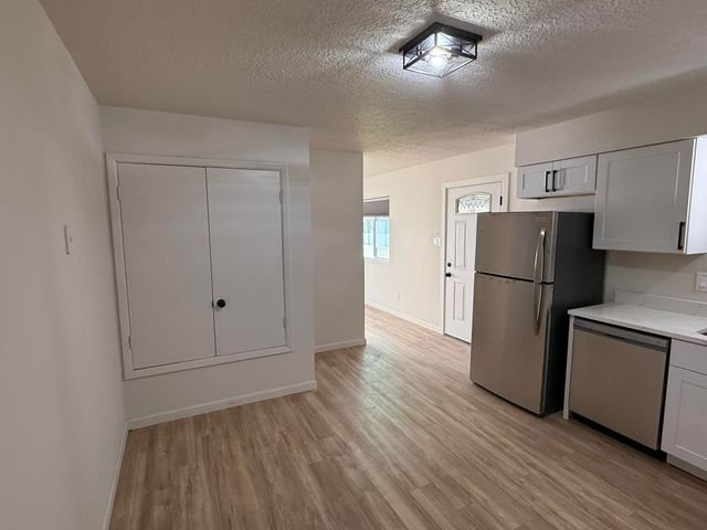 3745 San Isidro Street NW, Albuquerque, NM 87107
