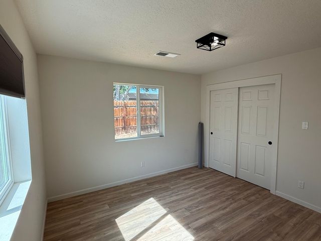 3745 San Isidro Street NW, Albuquerque, NM 87107