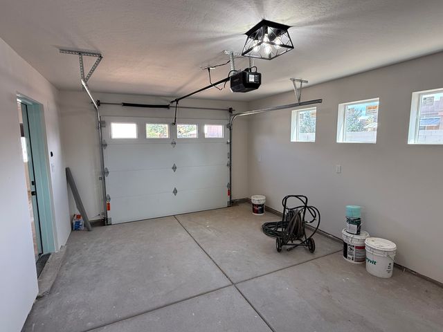 3745 San Isidro Street NW, Albuquerque, NM 87107