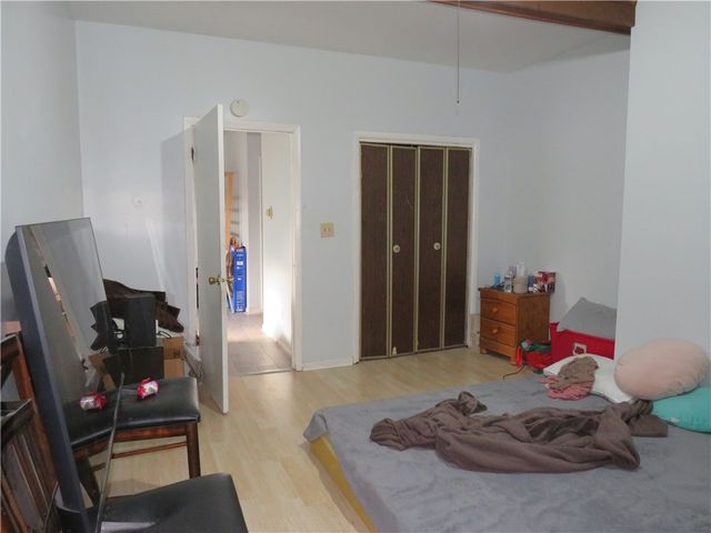 1216 Amanda St, Carrick, PA 15210