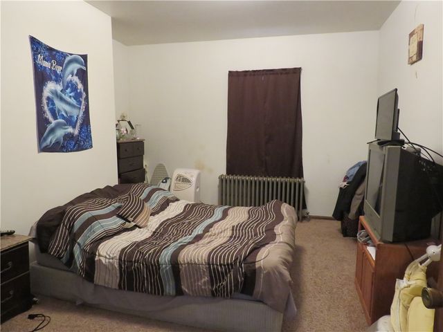 1216 Amanda St, Carrick, PA 15210