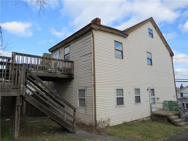 1216 Amanda St, Carrick, PA 15210