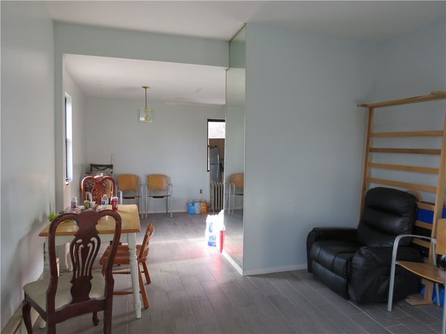 1216 Amanda St, Carrick, PA 15210