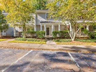 2790 Farmstead SE Road, Smyrna, GA 30080