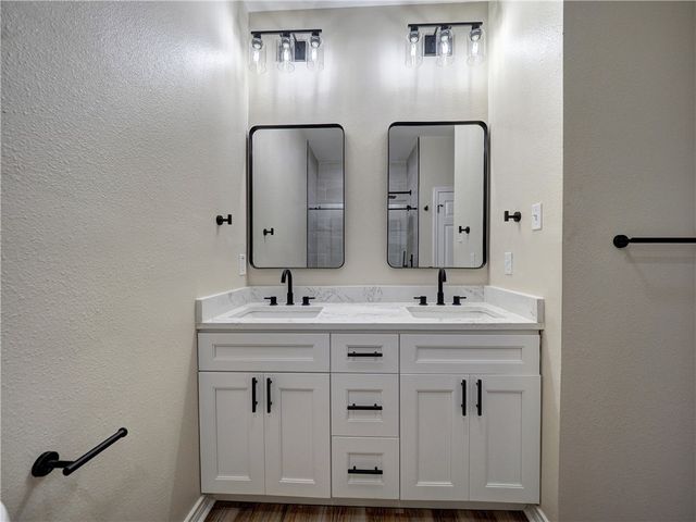 12631 Leopard St, Corpus Christi, TX 78410