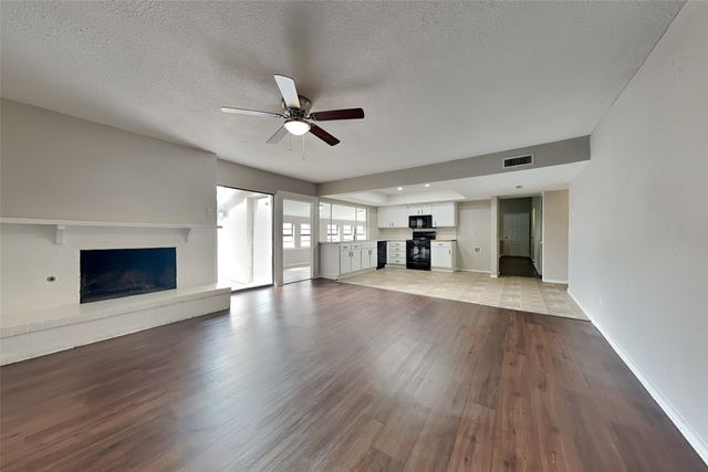 1517 Camelia Drive, Lewisville, TX 75067