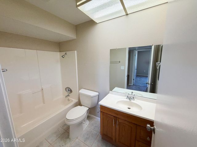 10012 W LAKEVIEW Circle, Sun City, AZ 85351