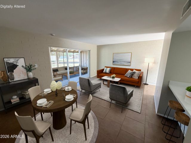 10012 W LAKEVIEW Circle, Sun City, AZ 85351