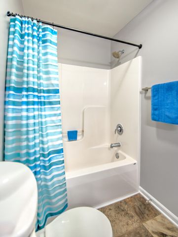 231 Sweetbriar Court, Lowell, IN 46356