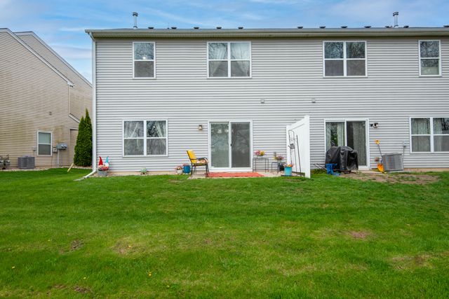 231 Sweetbriar Court, Lowell, IN 46356