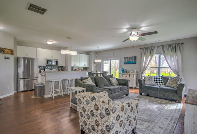 231 Sweetbriar Court, Lowell, IN 46356