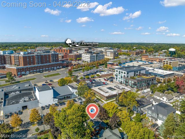 810 CHESTNUT Street, Birmingham, MI 48009