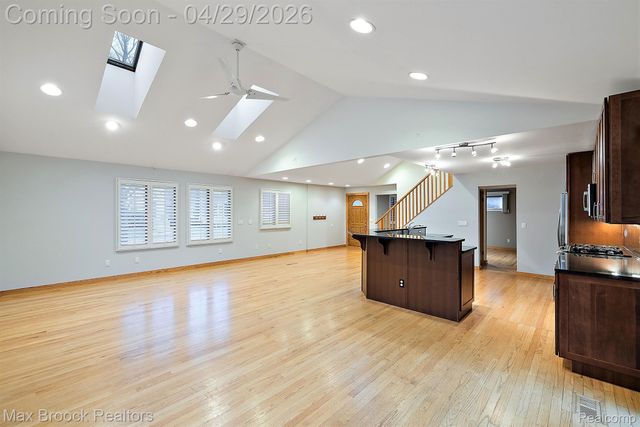 810 CHESTNUT Street, Birmingham, MI 48009