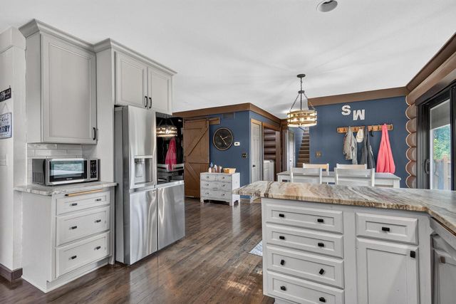 5280 Augustine Pointe COURT, Colgate, WI 53017