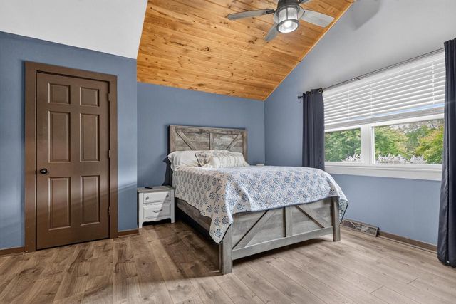 5280 Augustine Pointe COURT, Colgate, WI 53017