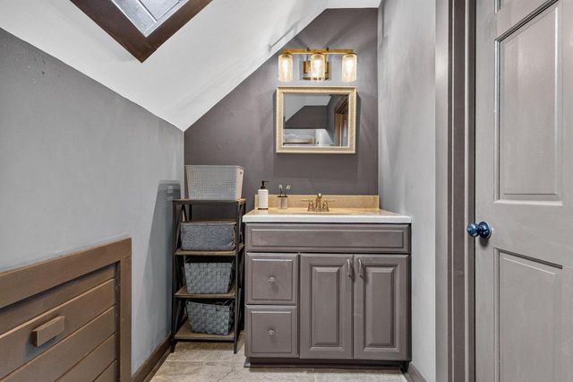 5280 Augustine Pointe COURT, Colgate, WI 53017