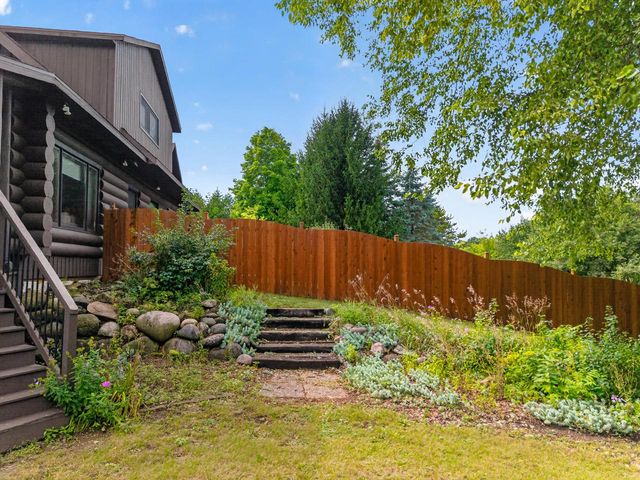 5280 Augustine Pointe COURT, Colgate, WI 53017