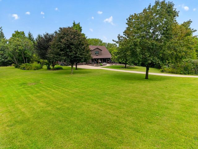 5280 Augustine Pointe COURT, Colgate, WI 53017
