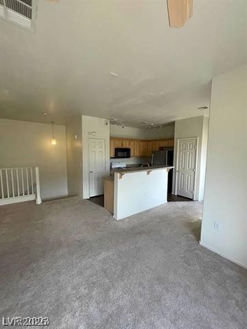6316 BEIGE BLUFF Street 201, North Las Vegas, NV 89081