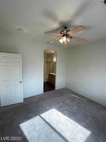 6316 BEIGE BLUFF Street 201, North Las Vegas, NV 89081