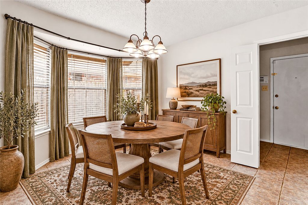 6403 Aires Drive, Arlington, TX 76001 — photo 3