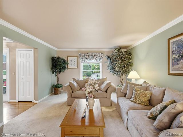 6577 Edith Court, Troy, MI 48085