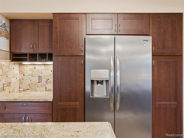 6577 Edith Court, Troy, MI 48085