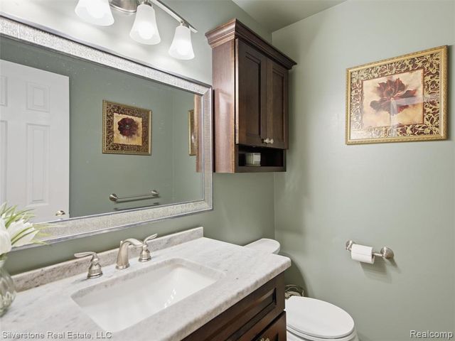 6577 Edith Court, Troy, MI 48085
